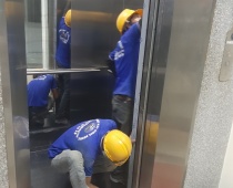 Bàn giao thang khách 630kg , Phước kiển nhà bè