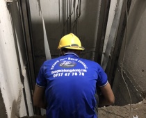 Thi công lắp đặt thang tải hàng